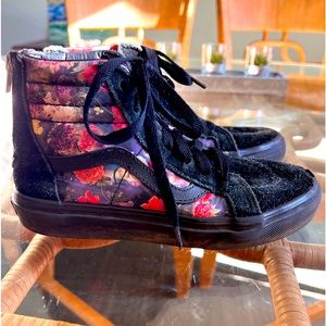HIGH TOP VANS - Galaxy - Floral - Back Zipper -Size 2